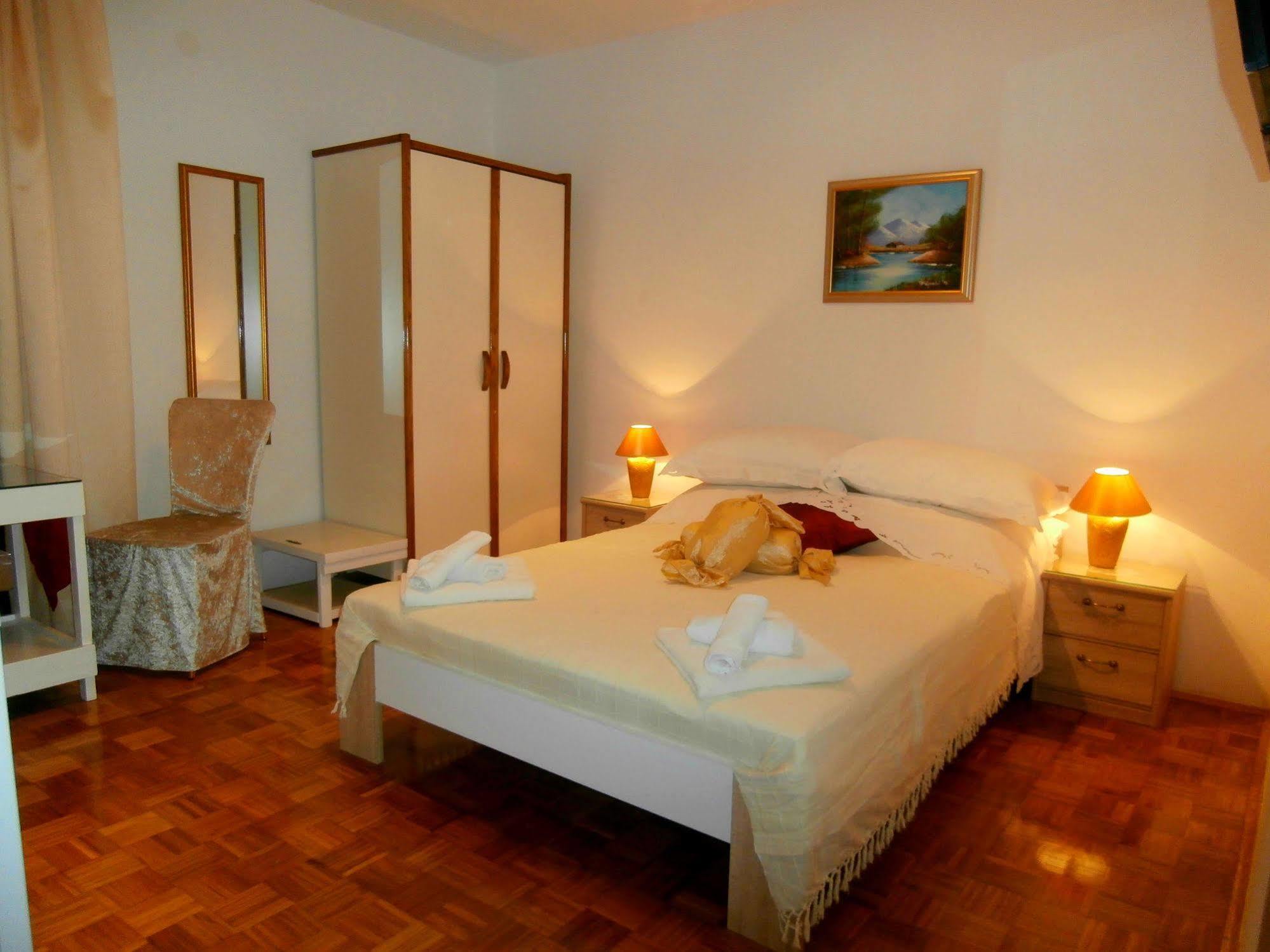 Apartments Cordis Split Luaran gambar